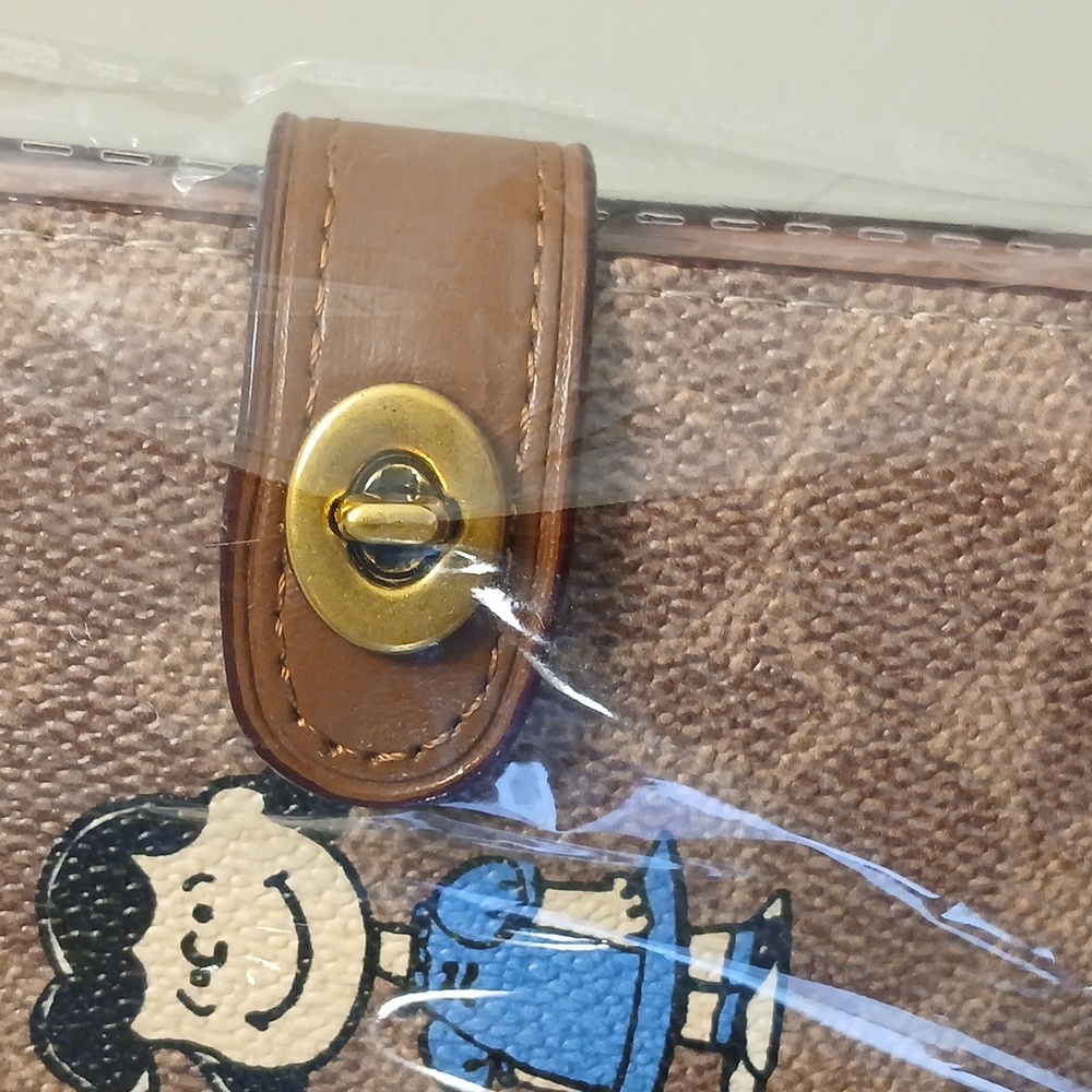 Peanuts Character Brown Notebook Cover - Picture 2 of 7
